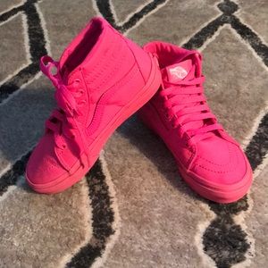 Hot pink VANS high tops kids sz 1-☮️💕